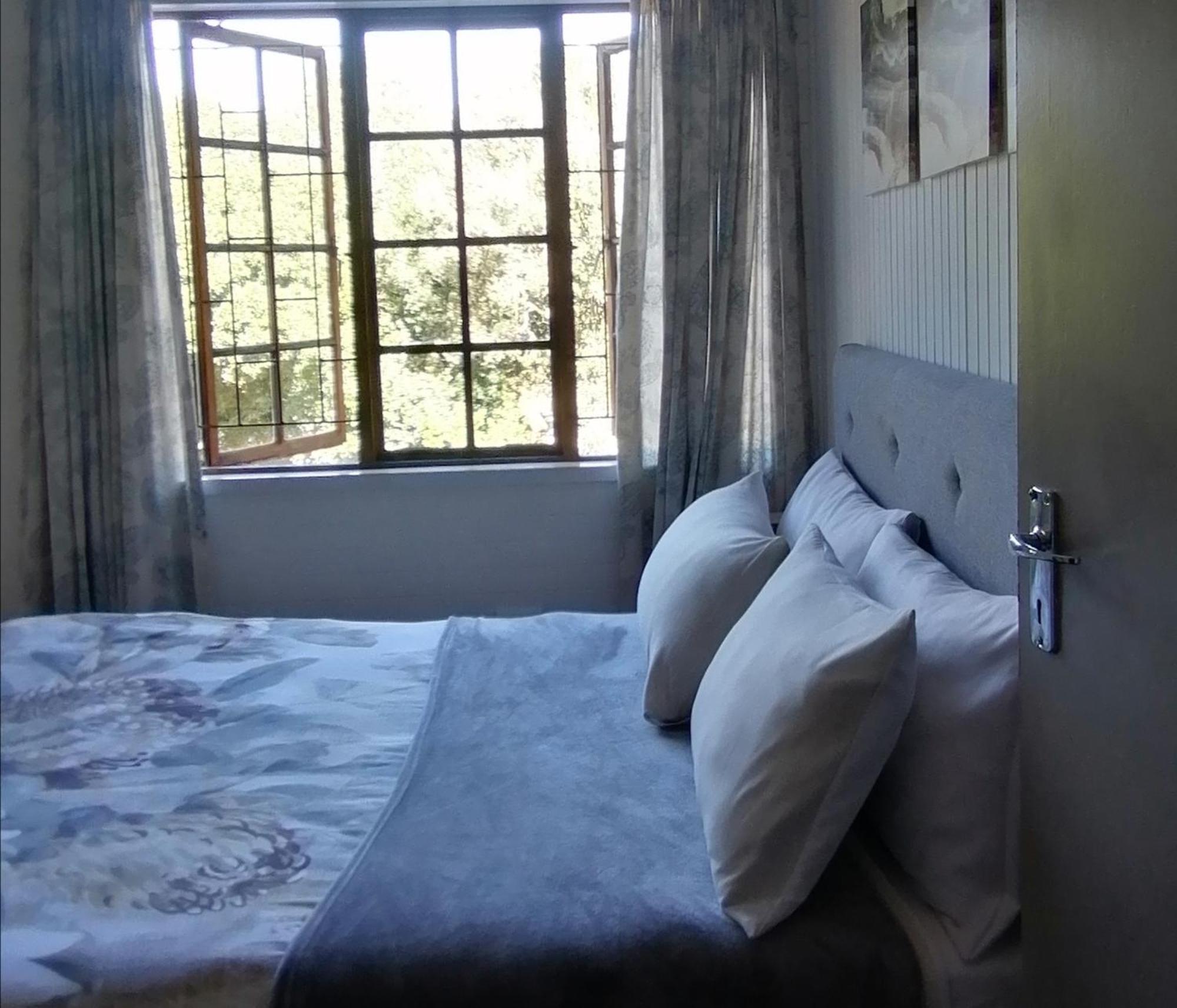 Knysna N2 Lodge Εξωτερικό φωτογραφία