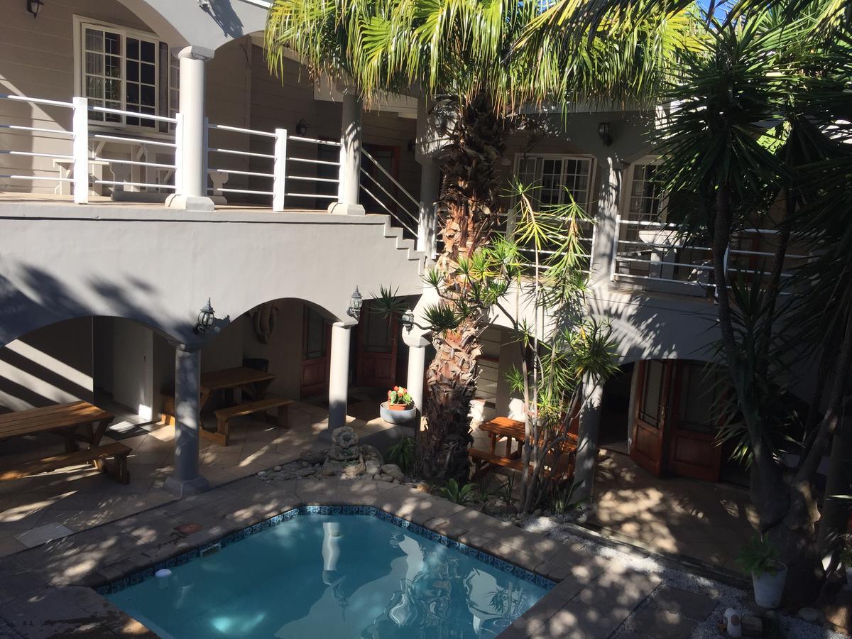 Knysna N2 Lodge Εξωτερικό φωτογραφία