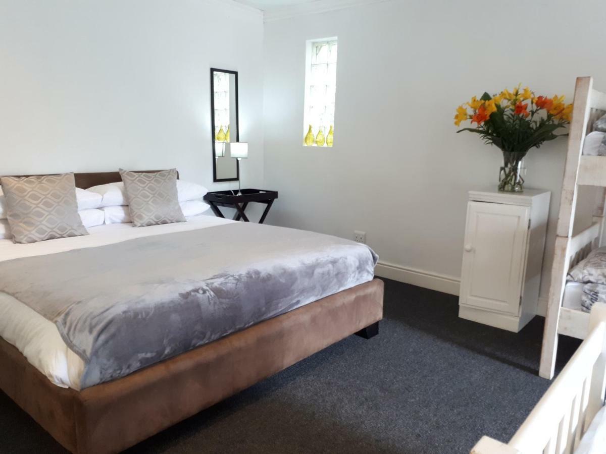 Knysna N2 Lodge Εξωτερικό φωτογραφία
